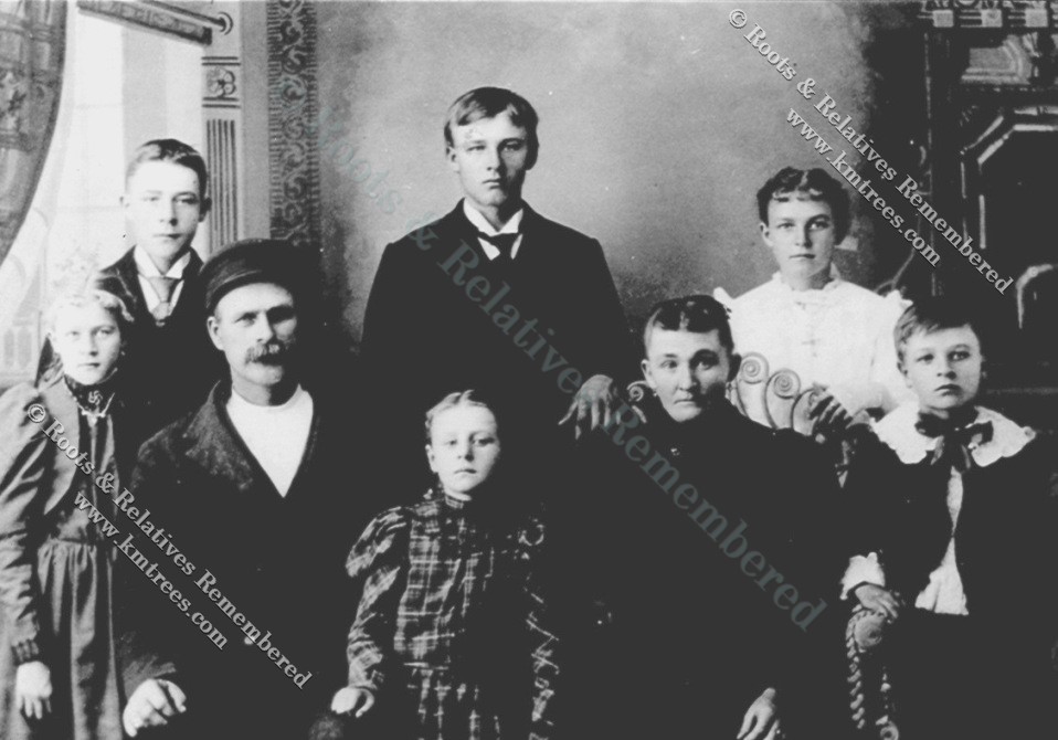John Krieser & Josephine Heinen Family John Krieser & Josephine Heinen Family