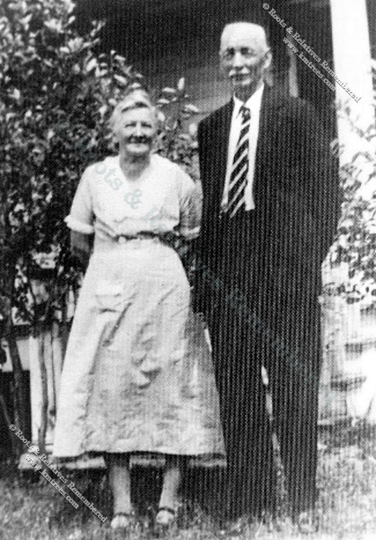 19xx Matthew & Christine (Sand) Pflipsen