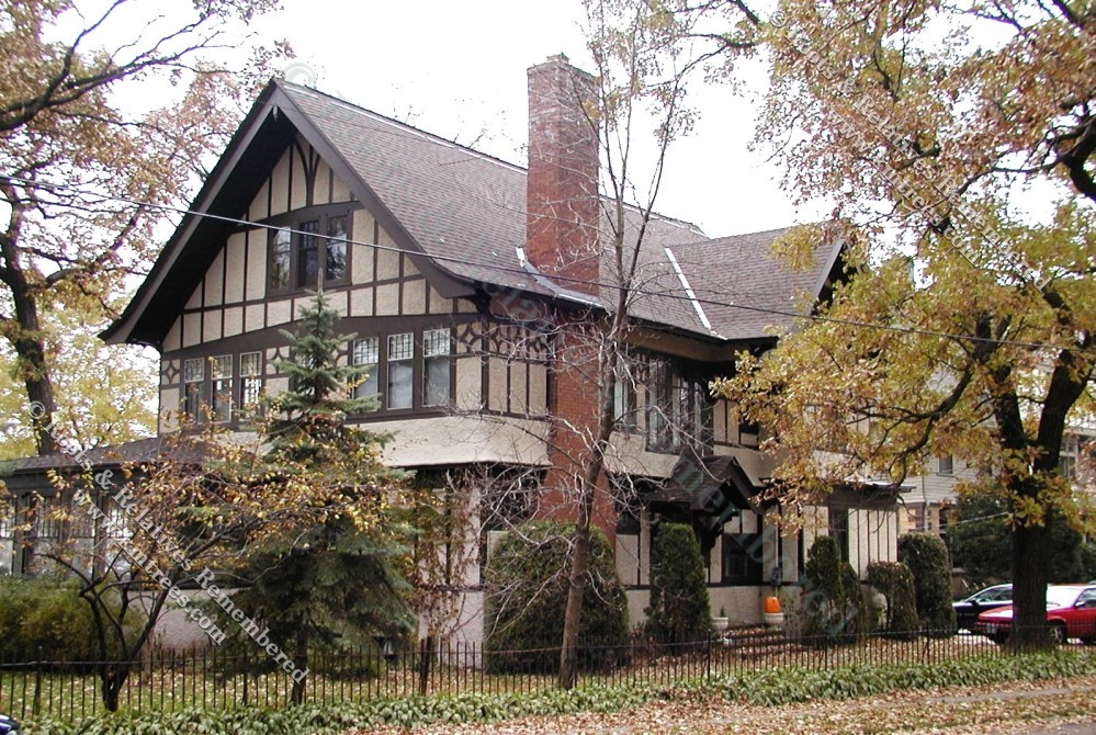 Former Frederick H. Murray (I) house, 4574 Lake Ave,  White Bear Lake, MN