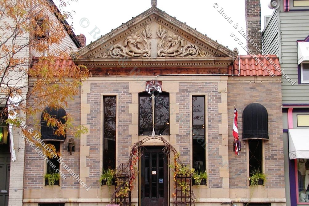 Former WBL 1st National Bank, MN, - original exterior, -photo,2002